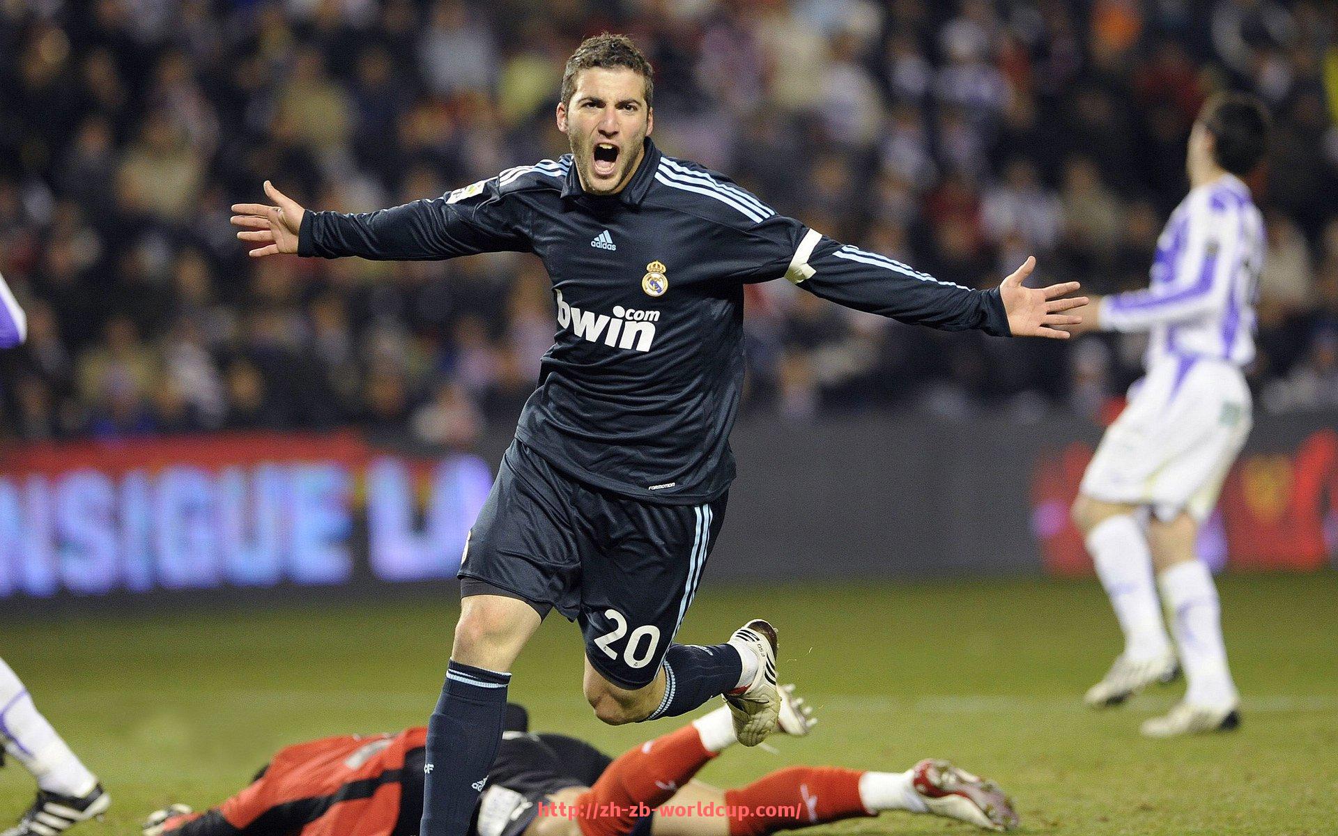 世俱杯直播-世俱杯参赛球队出场阵容的平均年龄统计及年轻化趋势