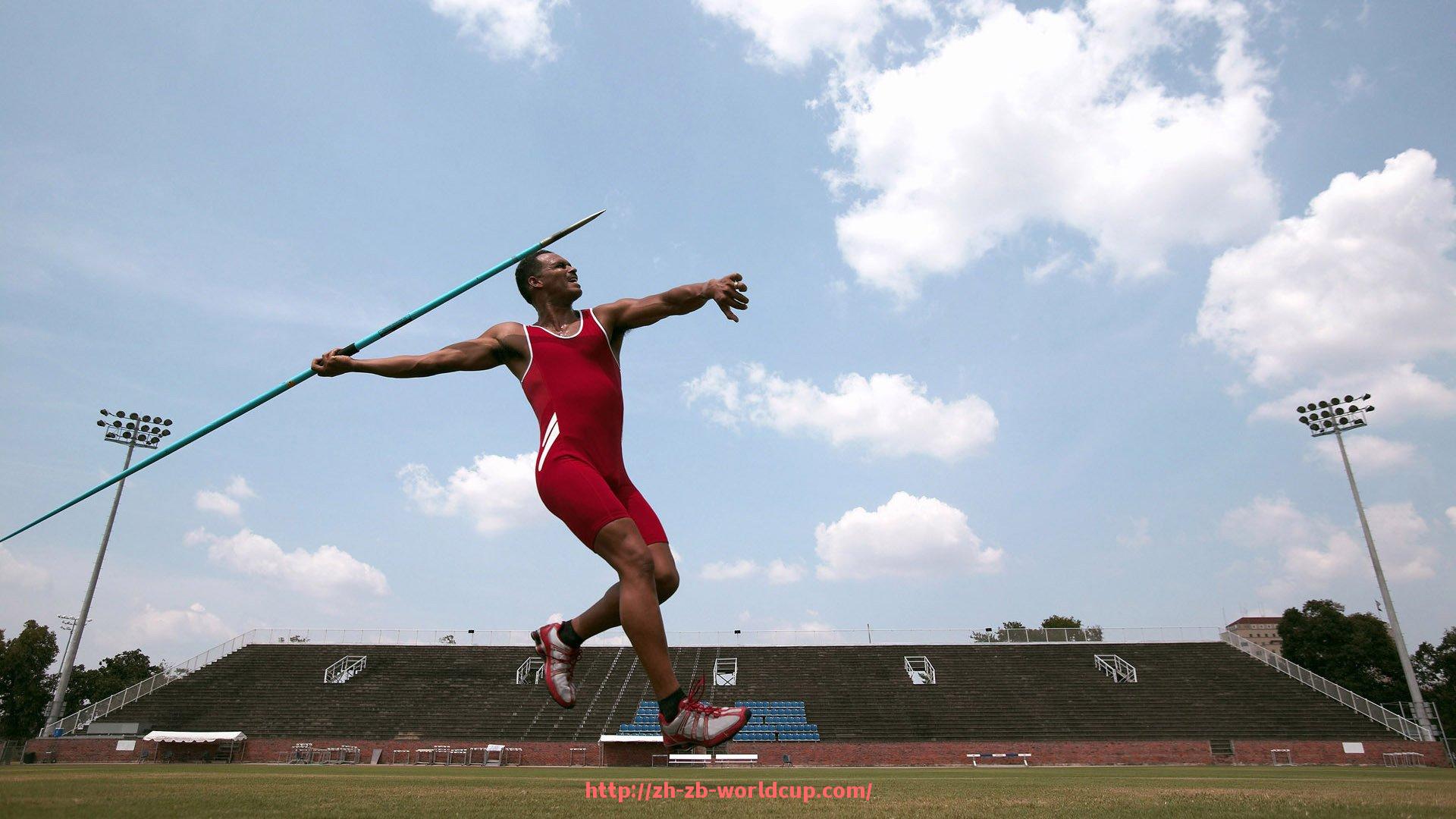世俱杯直播-日本球员在英超踢球的成功经验与发展历程