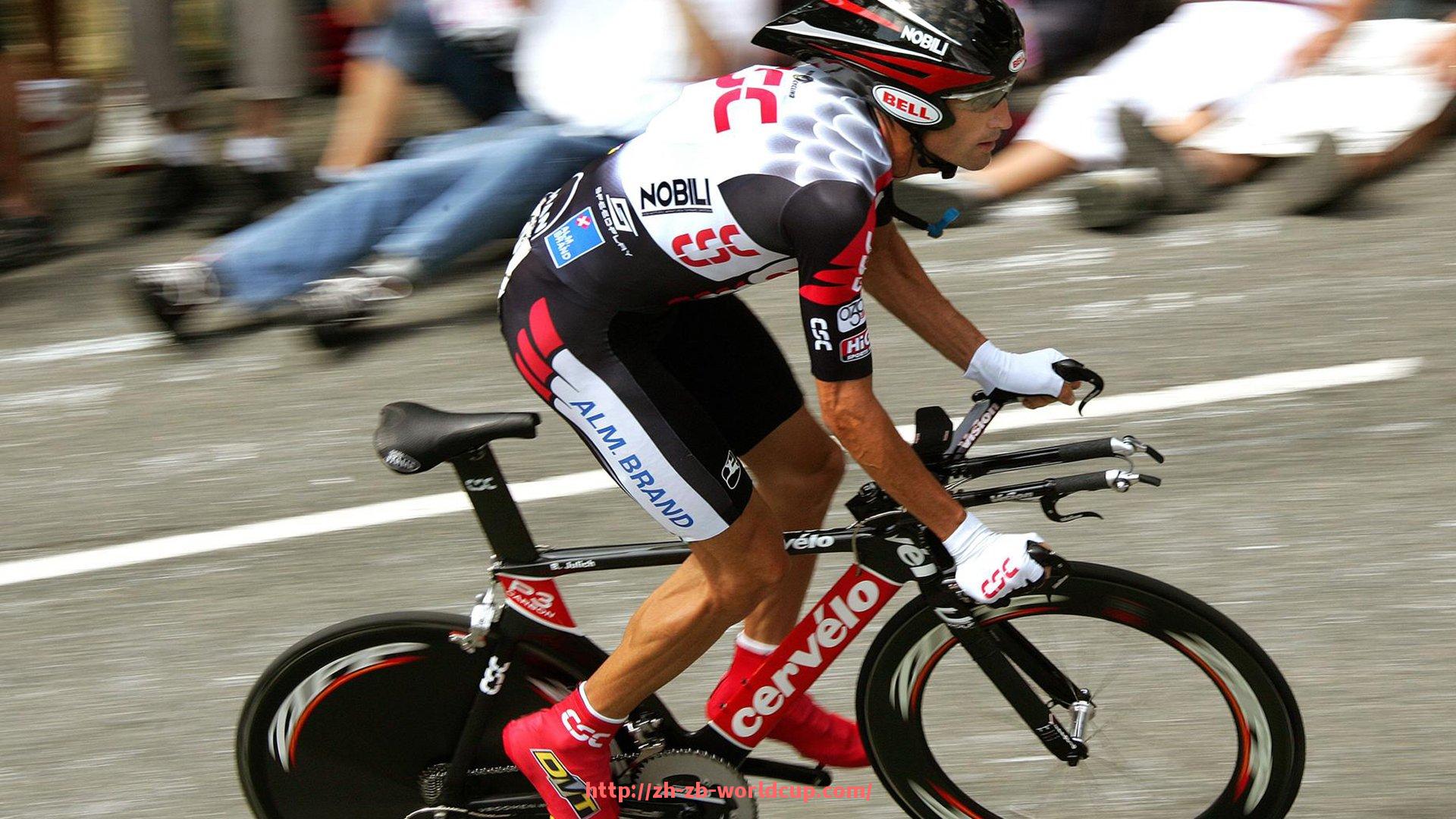 世俱杯直播-欧冠阿森纳对巴萨的对决回顾与精彩时刻